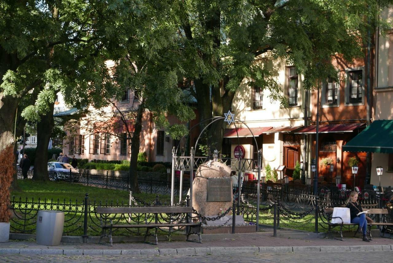 Sunflower Apartment Krasków Εξωτερικό φωτογραφία