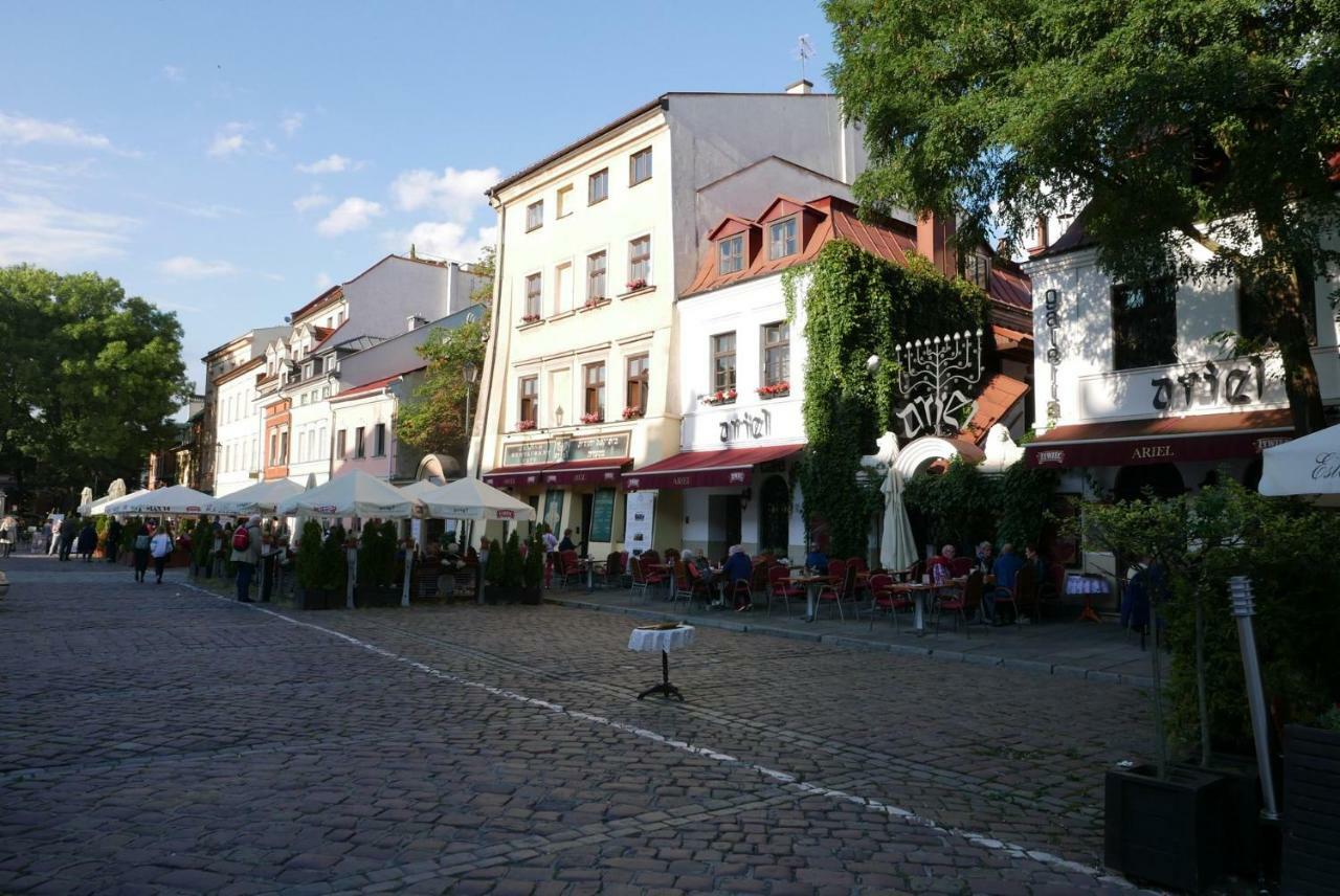 Sunflower Apartment Krasków Εξωτερικό φωτογραφία